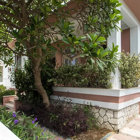 Thelia Rhodian Traditional House Вилла *